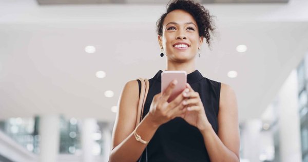 How Should UK Artisan Coffee Roasters Use Facebook Live to Showcase Their Brewing Techniques?