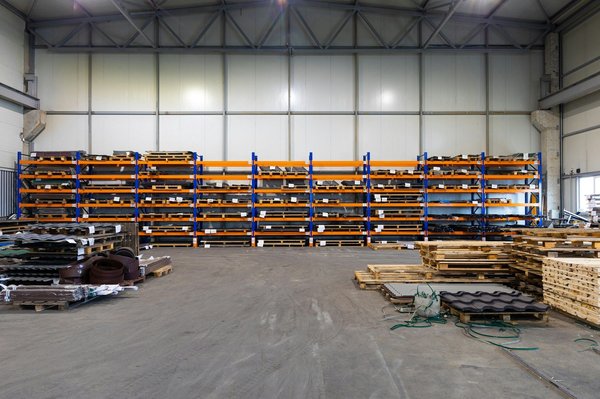 Maximize space and efficiency with smart industrial racking solutions